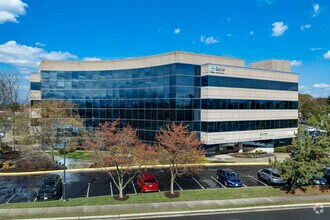 950 Herndon Pkwy, Herndon, VA for rent Building Photo- Image 1 of 13