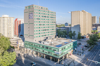 8625 112th St, Edmonton, AB for rent Building Photo- Image 1 of 7