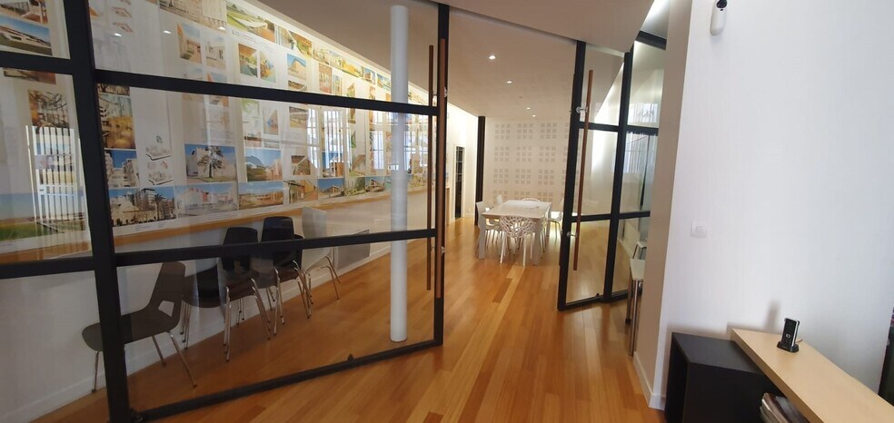 Office in Versailles for sale - Interior Photo - Image 3 of 10