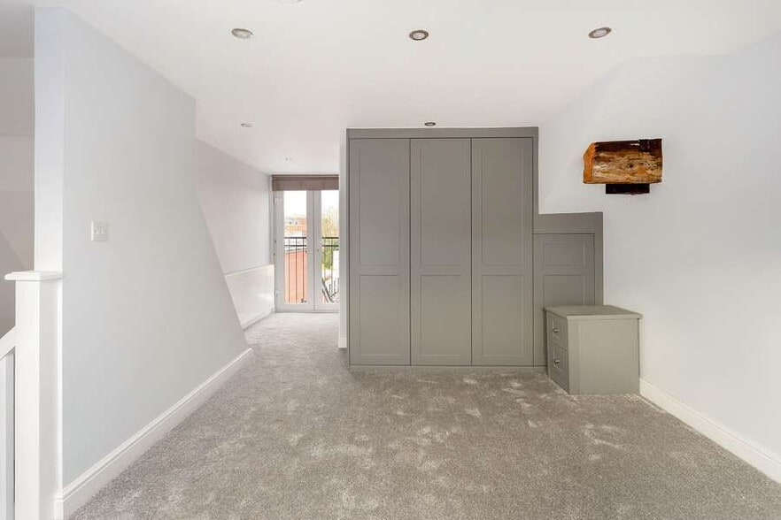 66 Grove St, Wilmslow for sale - Building Photo - Image 3 of 6