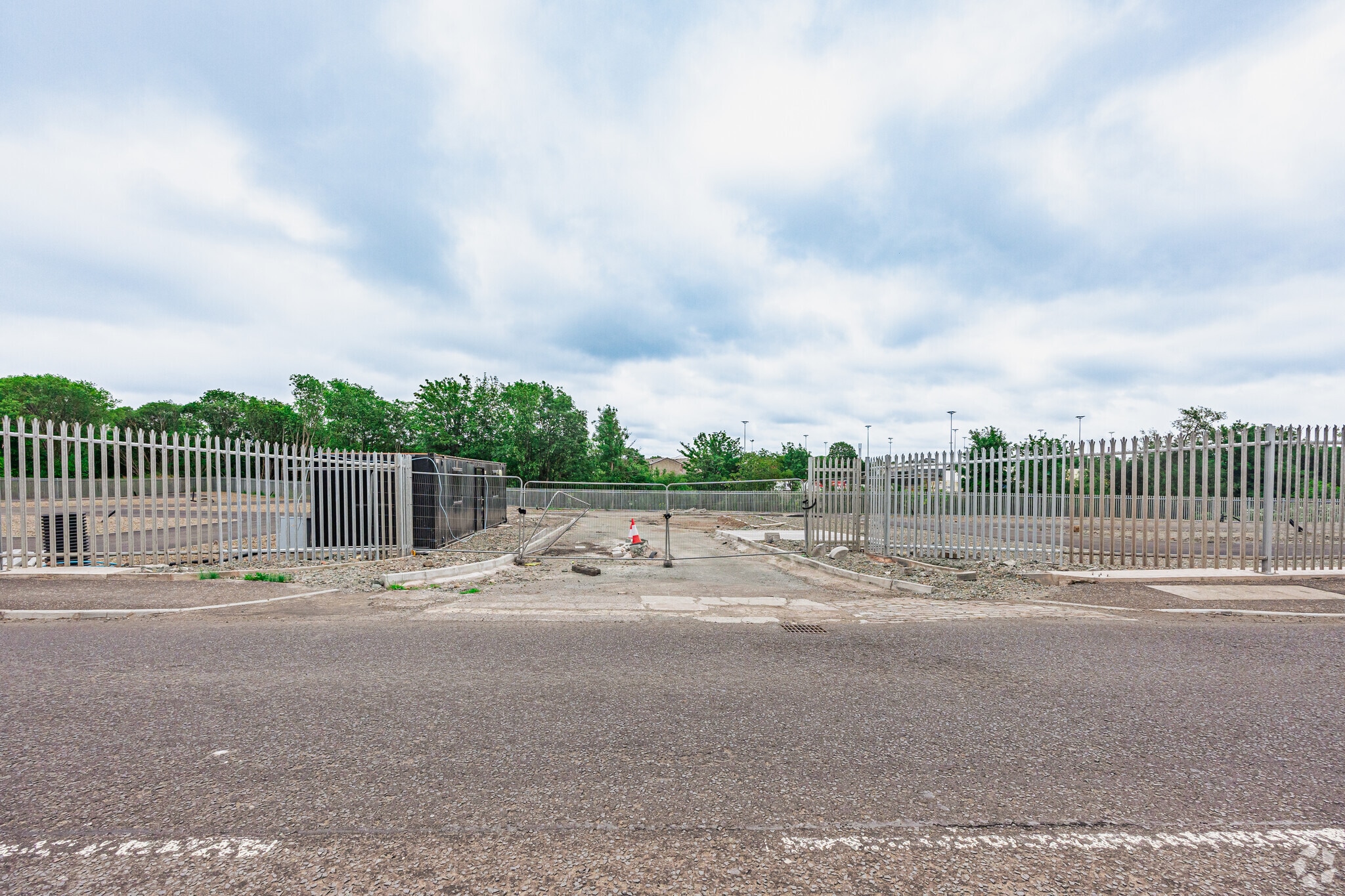 Harbour Rd, Paisley to rent Building Photo- Image 1 of 3