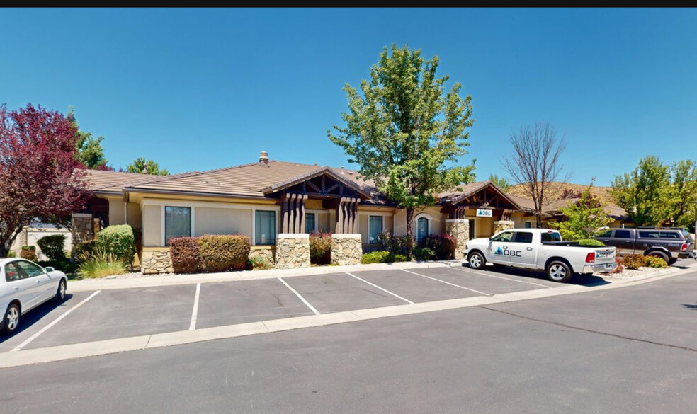 835 Maestro Dr, Reno, NV for rent - Building Photo - Image 1 of 18