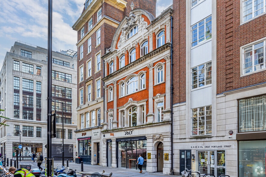 40-41 Great Castle St, London to rent - Building Photo - Image 2 of 8