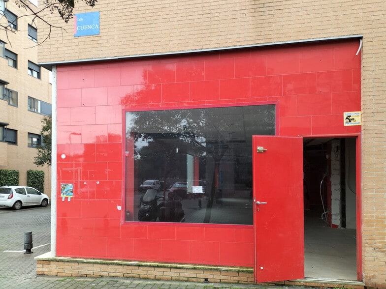 Calle de la Ciudad Real, 4, Leganés, Madrid for sale - Building Photo - Image 2 of 12