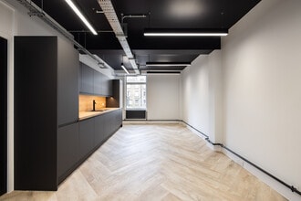 15-17 Young St, London to rent Interior Photo- Image 2 of 10