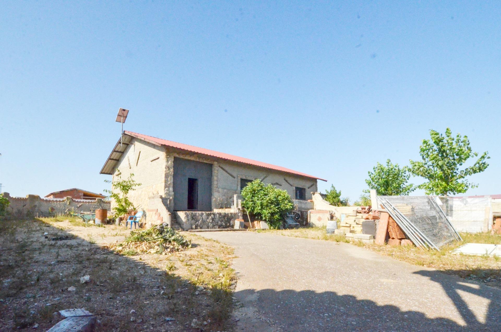 Industrial in Calvarrasa de Arriba, Salamanca for sale Building Photo- Image 1 of 50
