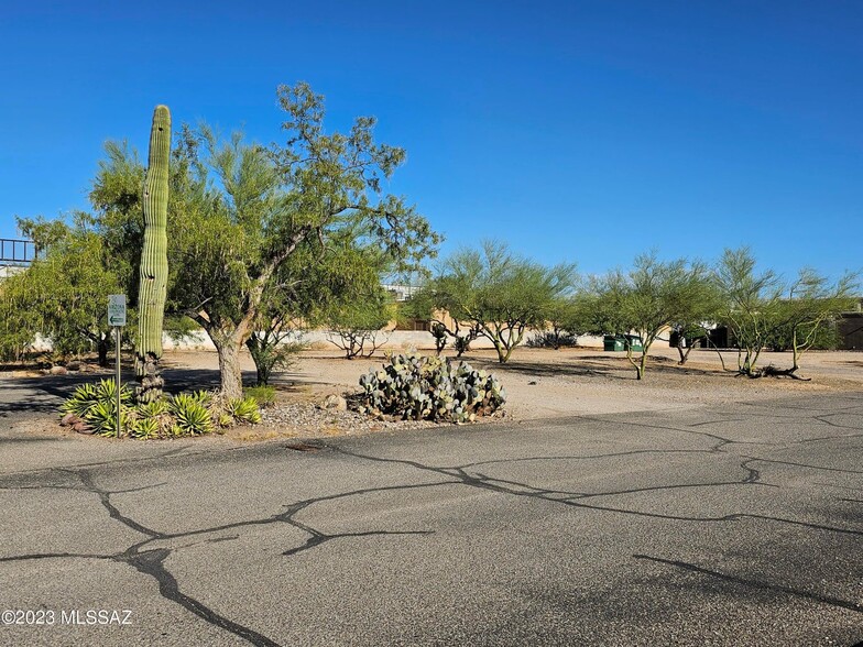 513 W Wetmore Rd, Tucson, AZ for sale - Primary Photo - Image 1 of 1