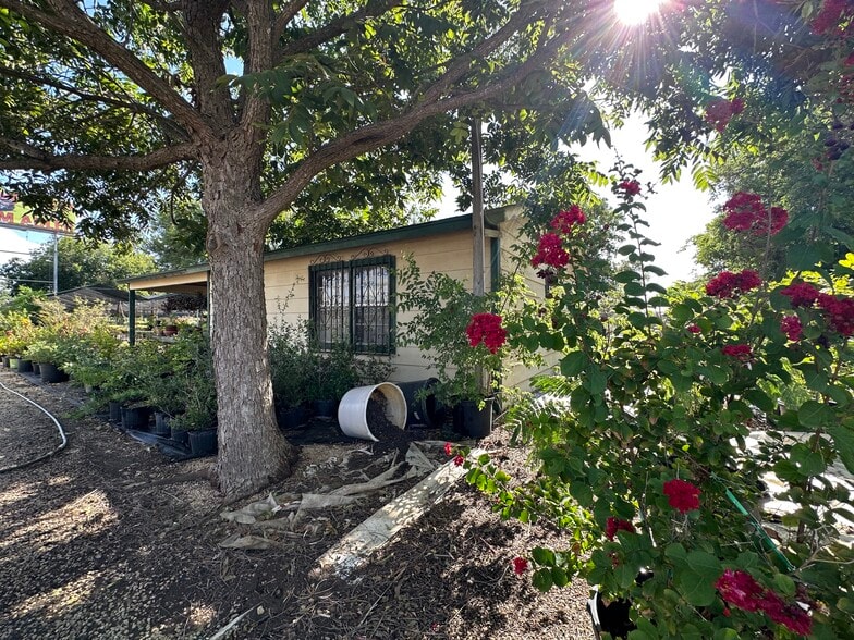 2700 SE Loop 410, San Antonio, TX for sale - Building Photo - Image 3 of 29