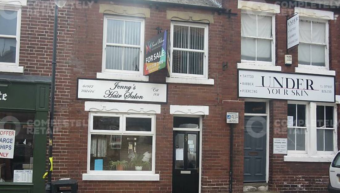 27 Gillygate, Pontefract for sale Building Photo- Image 1 of 1