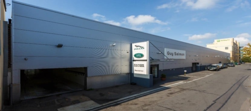 Portsmouth Rd, Surbiton to rent - Building Photo - Image 2 of 3