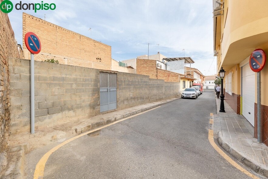 Calle San Lucas, 8-8, Las Gabias, Granada for sale - Building Photo - Image 3 of 16