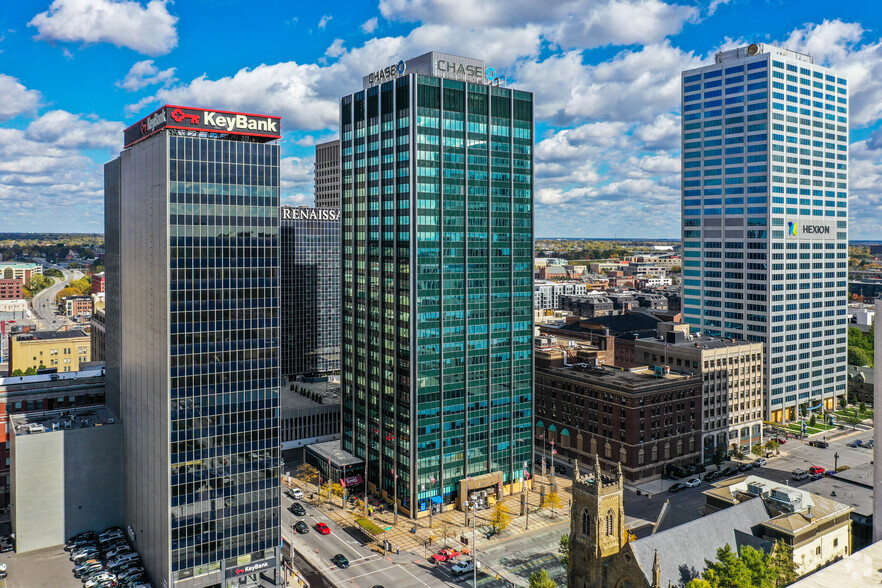 100 E Broad St, Columbus, OH for rent - Building Photo - Image 1 of 7