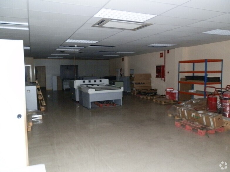 Industrial in Alcalá de Henares, Madrid to rent - Building Photo - Image 2 of 8