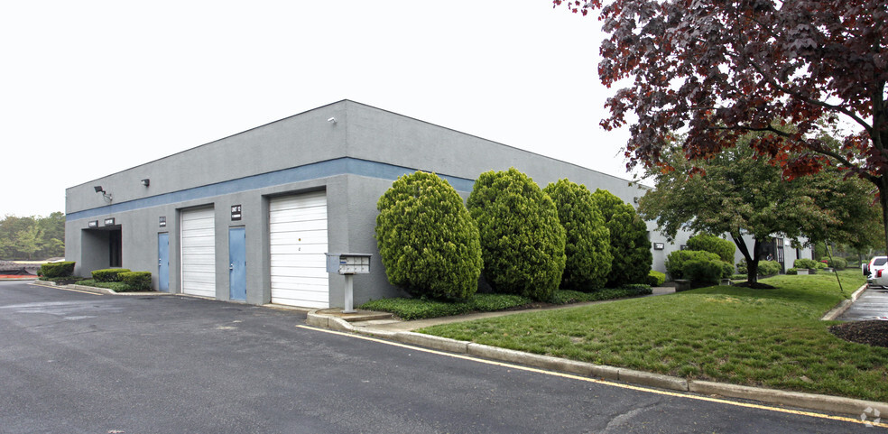 1575 Route 37 W, Toms River, NJ for sale - Primary Photo - Image 1 of 1