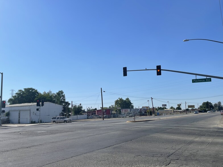 2595 S Union Ave, Bakersfield, CA for sale - Primary Photo - Image 1 of 1