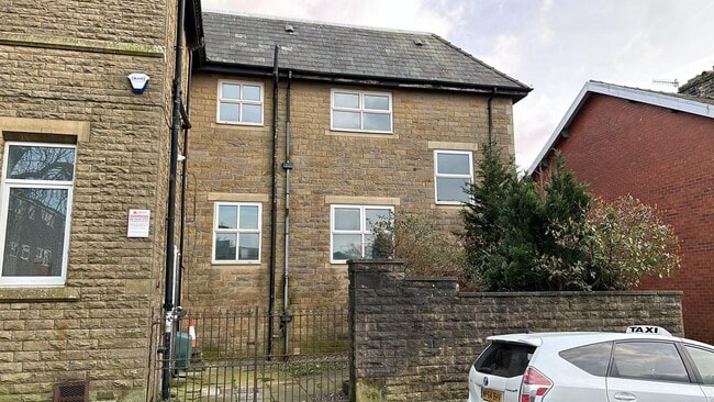 More details for 41 Bury Rd, Rossendale - Office to Rent