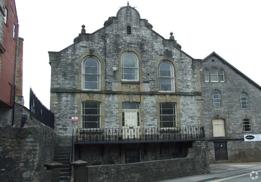 Commercial Rd, Shepton Mallet, BA4 5BY UK