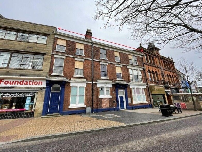 24-26 Ormskirk St, St. Helens to rent - Building Photo - Image 1 of 14