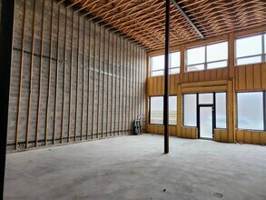 2827-2847 N Clybourn Ave, Chicago, IL to rent Interior Photo- Image 1 of 5