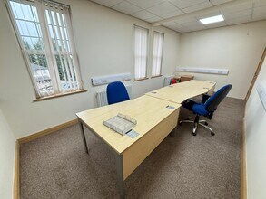 32 Gillygate, Pontefract to rent Interior Photo- Image 1 of 9