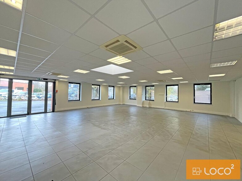 7 Bis Avenue De L'Europe, Ramonville-Saint-Agne to rent - Building Photo - Image 1 of 7