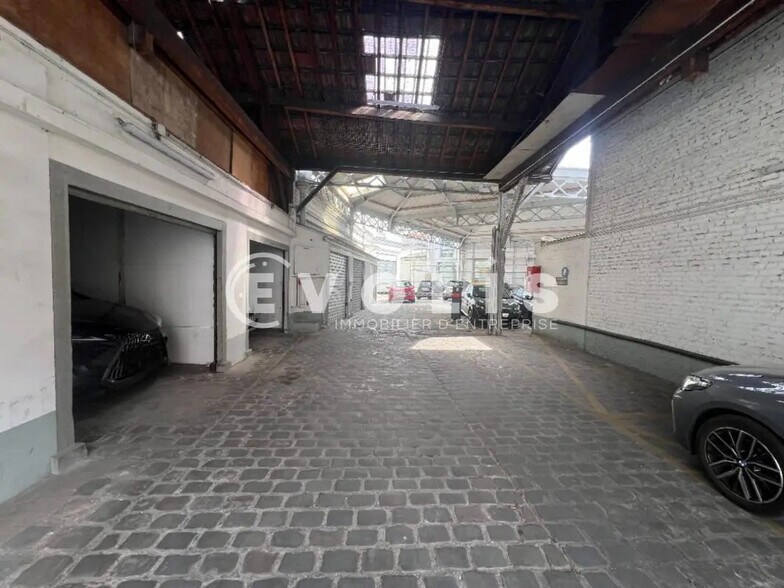 Light Industrial in Charenton-le-Pont to rent - Building Photo - Image 3 of 12