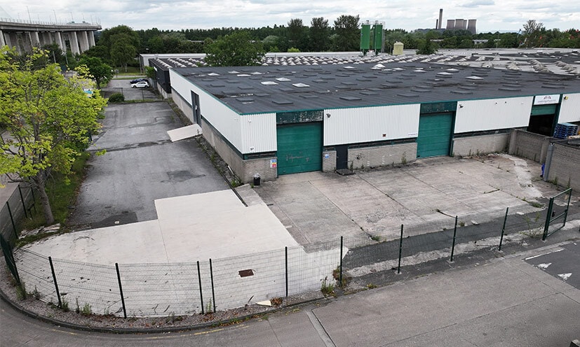 97-100 Chadwick Rd, Runcorn to rent - Building Photo - Image 3 of 4