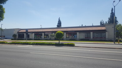 7902-7908 Alondra Blvd, Paramount, CA for rent Building Photo- Image 1 of 4