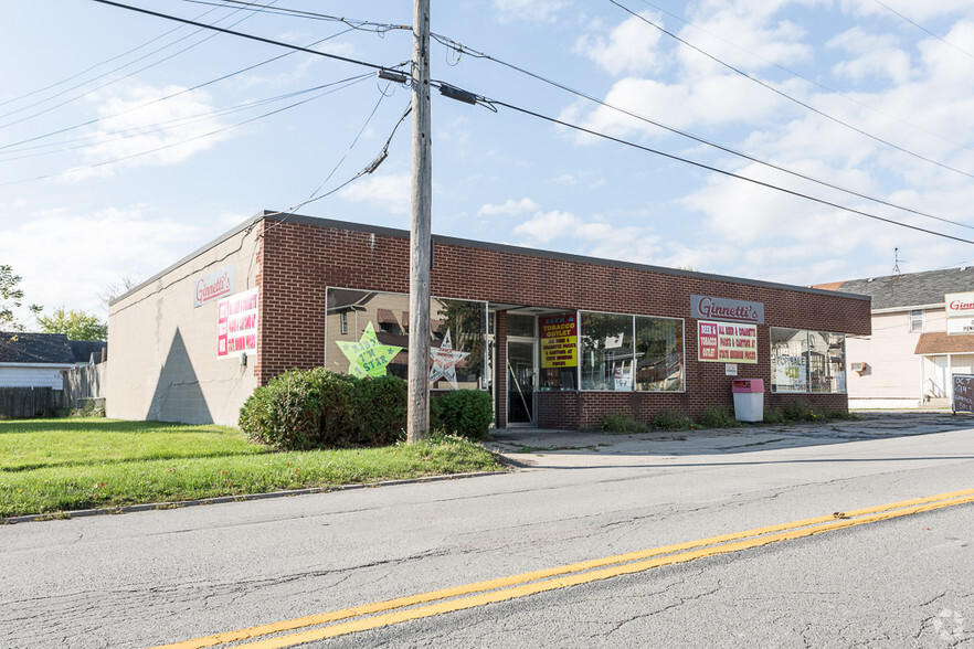 2741-2745 E Midlothian Blvd, Struthers, OH for sale - Primary Photo - Image 1 of 1