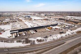 2750 Av Francis-Hughes, Laval, QC - AERIAL map view