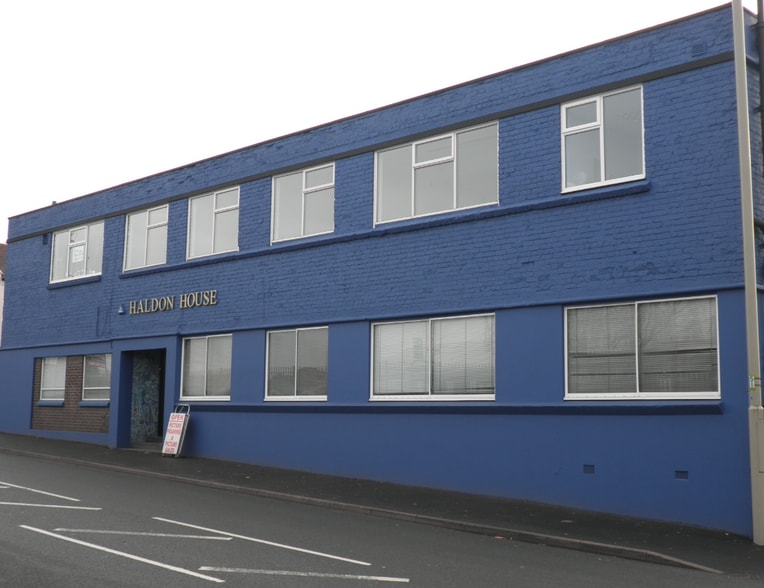 130-132 Brettell Ln, Stourbridge to rent - Building Photo - Image 3 of 3