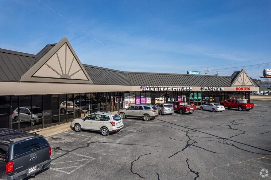 106 N Bloomington Rd, Lowell, AR to rent - Building Photo - Image 3 of 4