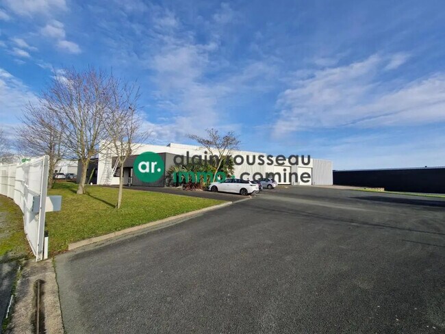 Location Local d'activités 780 m²