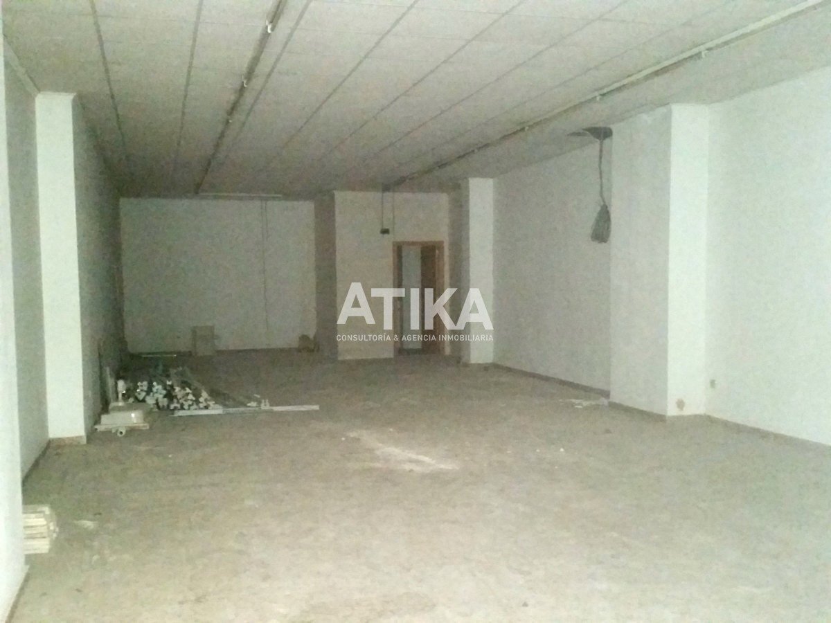 Retail in Ontinyent to rent Building Photo- Image 1 of 3