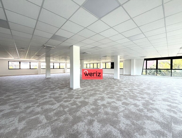 Office in Aix-en-Provence for sale - Interior Photo - Image 3 of 30
