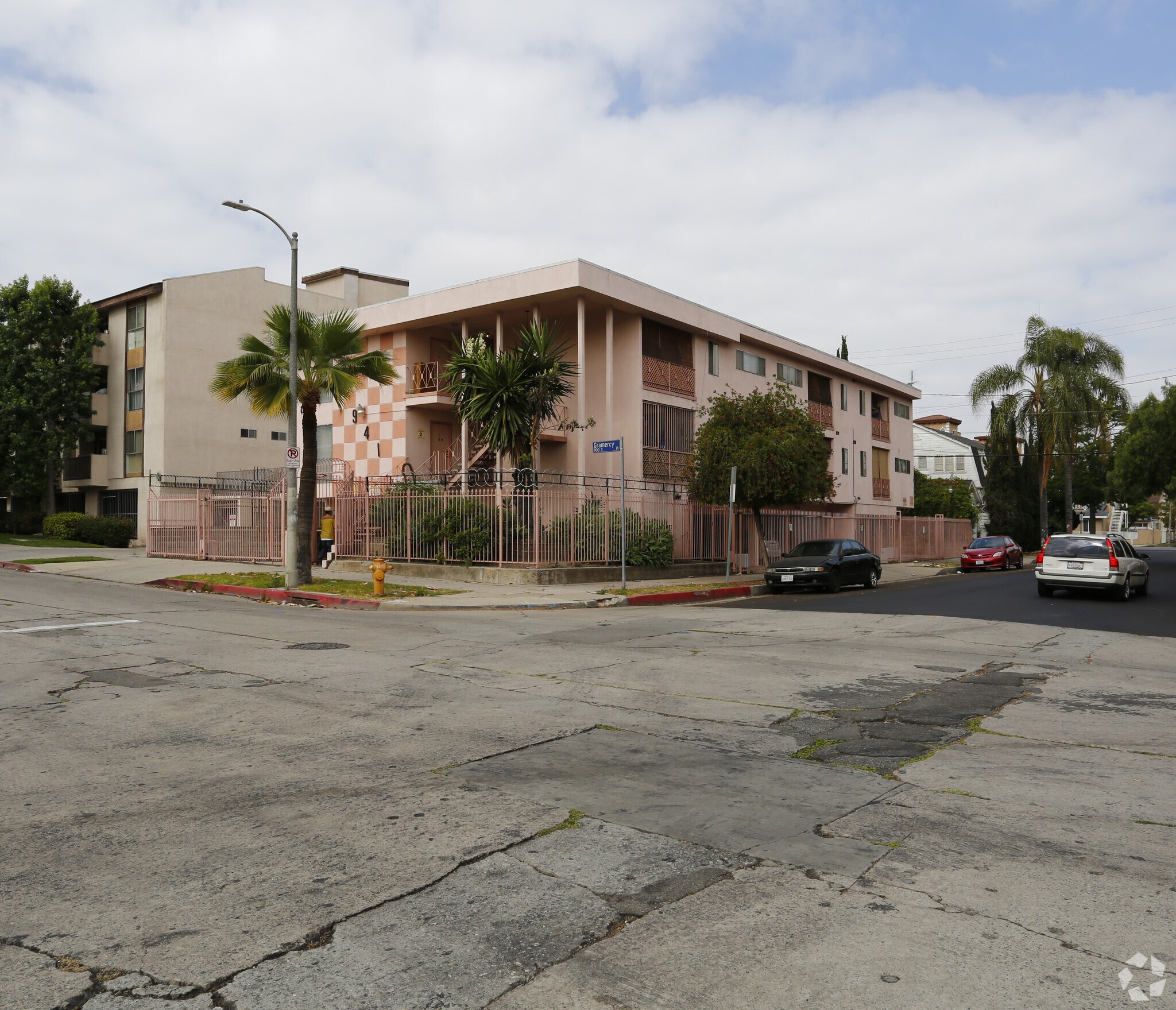 941 S Gramercy Pl, Los Angeles, CA for sale Primary Photo- Image 1 of 1