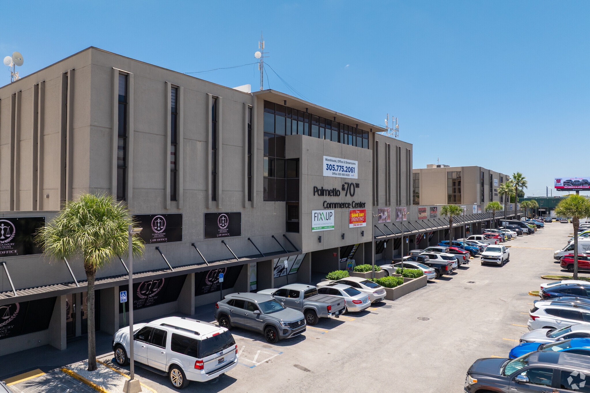 7506-7560 NW 70th St, Miami, FL to rent Building Photo- Image 1 of 31