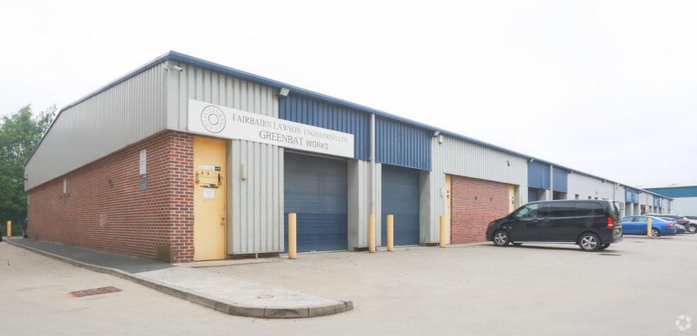 Armley Rd, Leeds to rent - Building Photo - Image 2 of 3