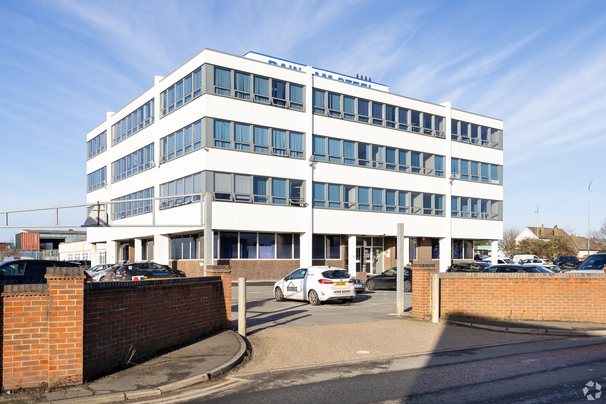 New Rd, Rainham for sale Primary Photo- Image 1 of 1