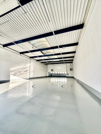 More details for Light Industrial to Rent