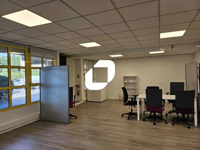 Office in Montpellier to rent - Interior Photo - Image 2 of 18