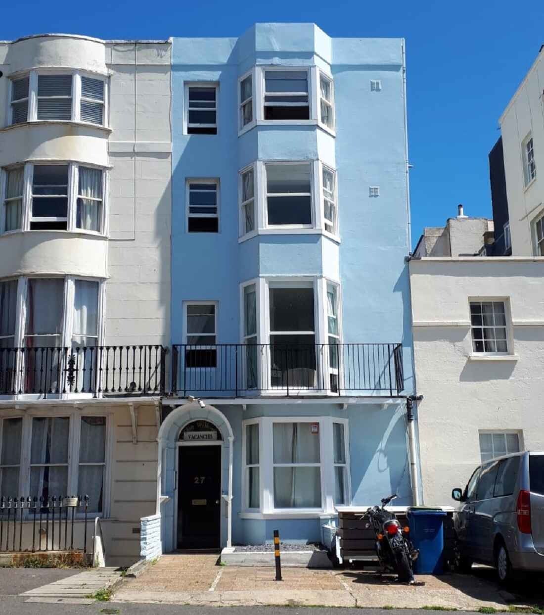 27 Lower Rock Gdn, Brighton for sale Primary Photo- Image 1 of 1