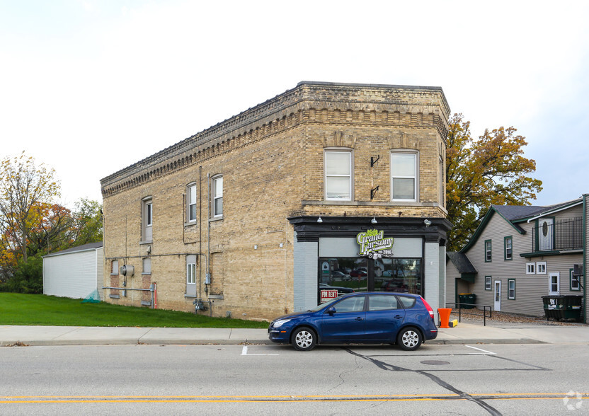 143 Main St, Kewaskum, WI for sale - Primary Photo - Image 1 of 1