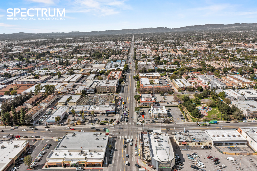 9124-9134 Van Nuys Blvd, Panorama City, CA for rent - Building Photo - Image 2 of 8