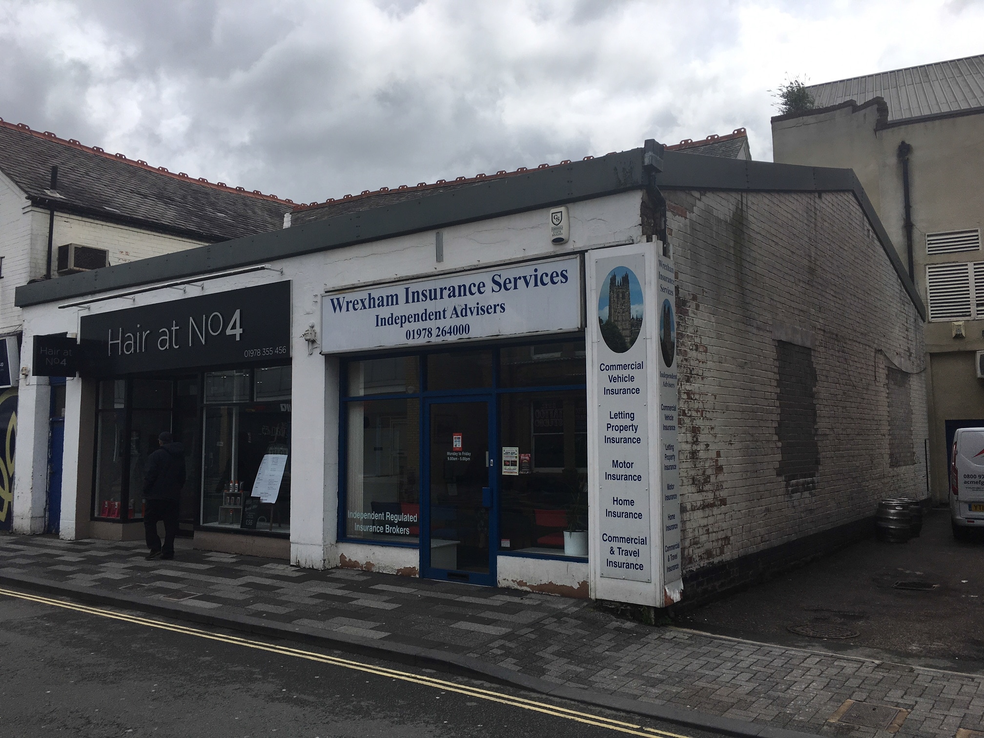 2 King St, Wrexham to rent Primary Photo- Image 1 of 2