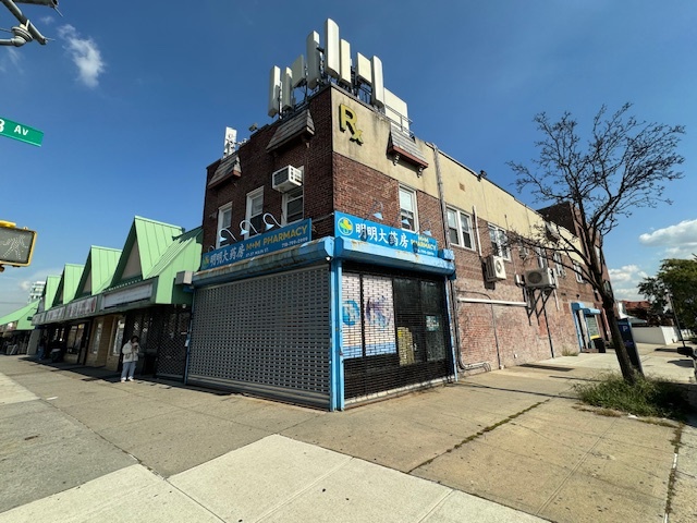 5737 Main St, Flushing, NY for sale - Building Photo - Image 1 of 1