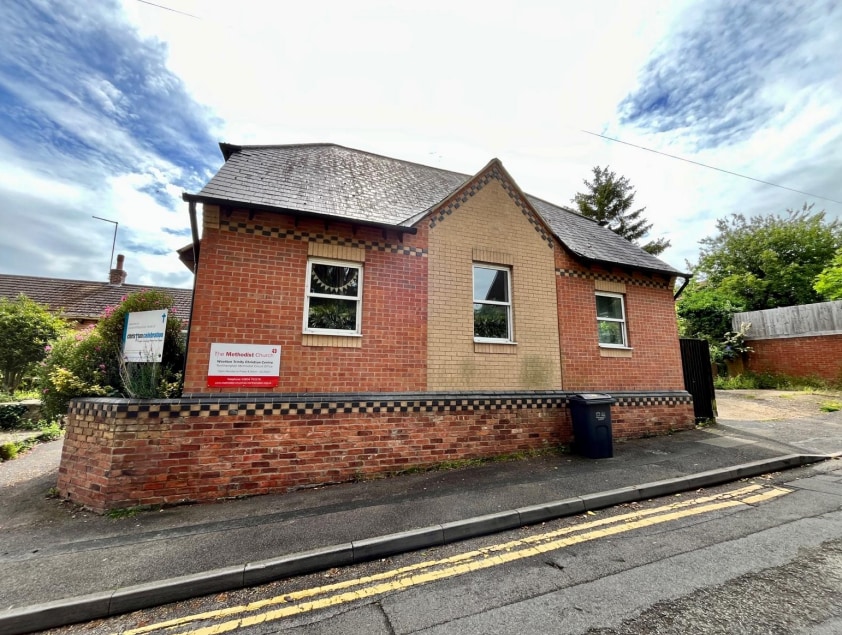 45 High St, Hardingstone for sale Building Photo- Image 1 of 6