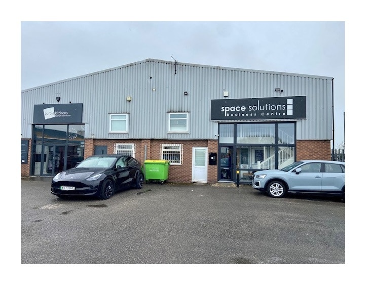 39-39a Sefton Ln, Liverpool to rent Primary Photo- Image 1 of 3