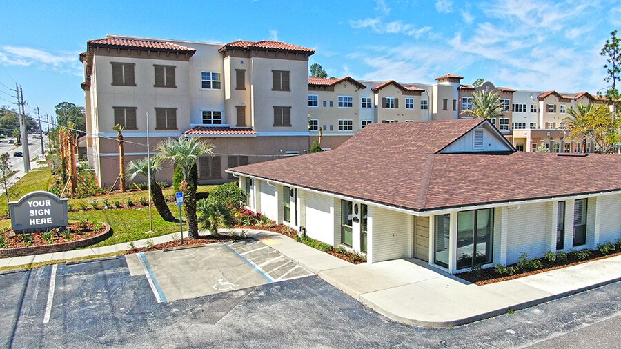 1495 Kingsley Ave, Orange Park 32073 UK