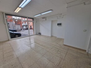 Retail in Sabadell, Barcelona to rent Interior Photo- Image 1 of 6